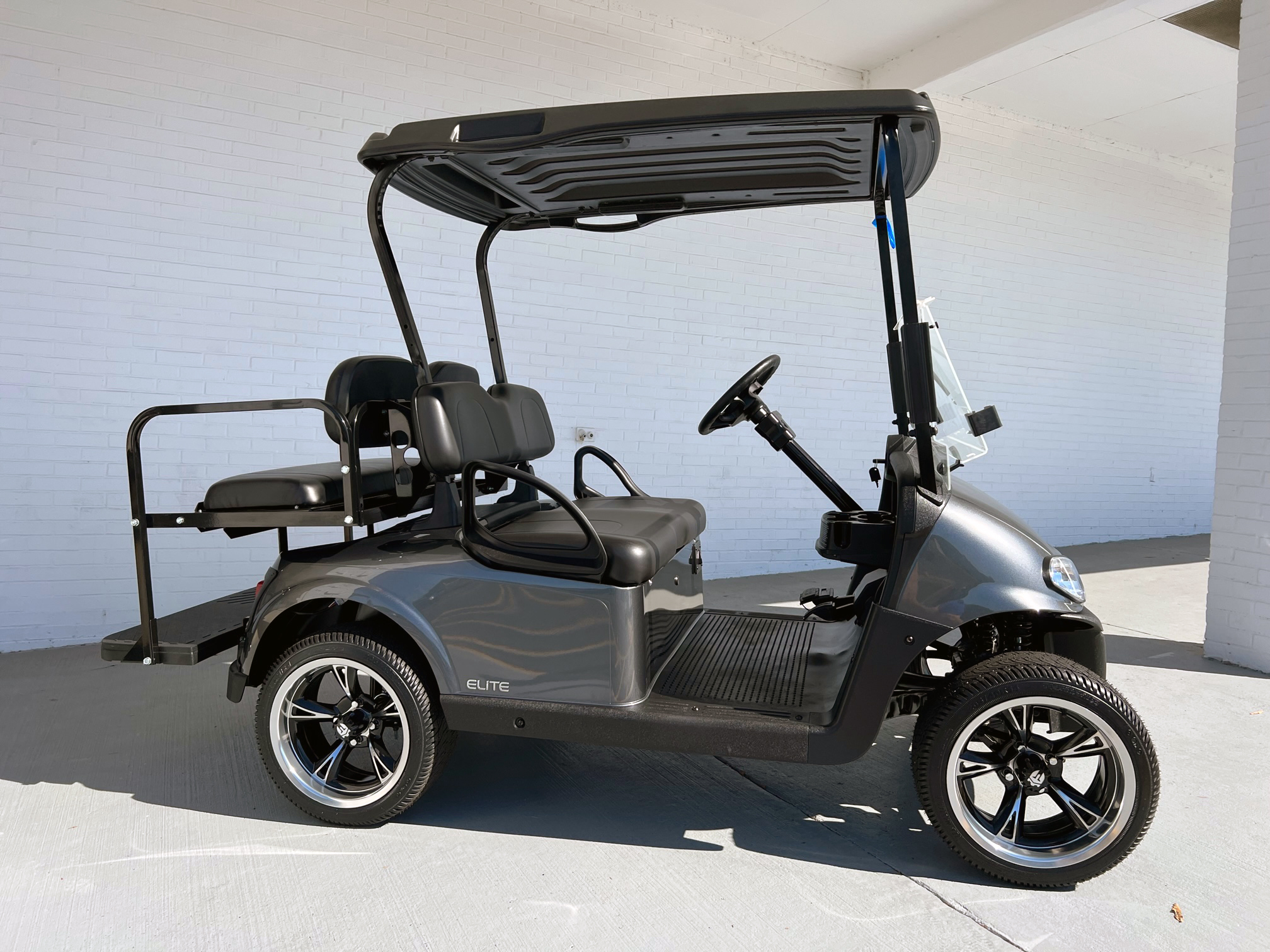 2023 EZ-GO RXV Golf Cart Lithium Battery 